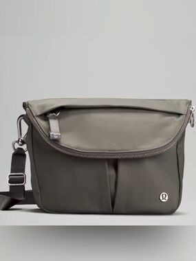 lululemon athletica All Night Festival Bag Olive Green Messenger Crossbody Bag